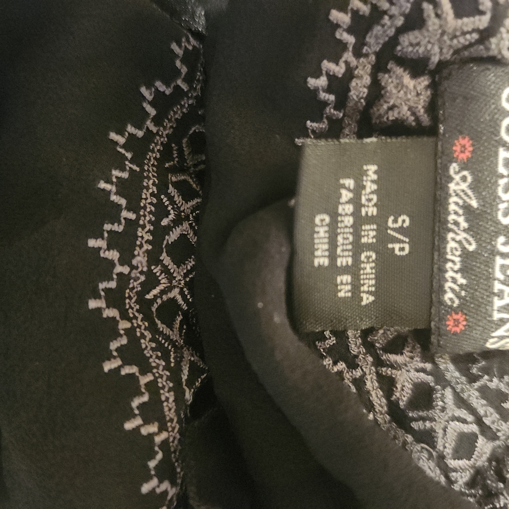 Guess Black Embroidered Lace-Trim Blouse - Picture 4 of 4